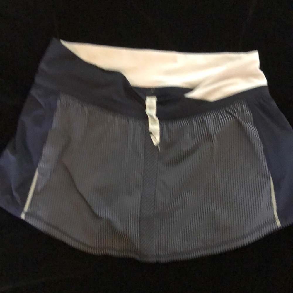 Lulu lemon run skirt